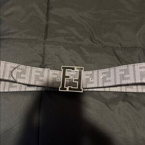 #FENDI belt men 🔥✅✅
Size 30/33